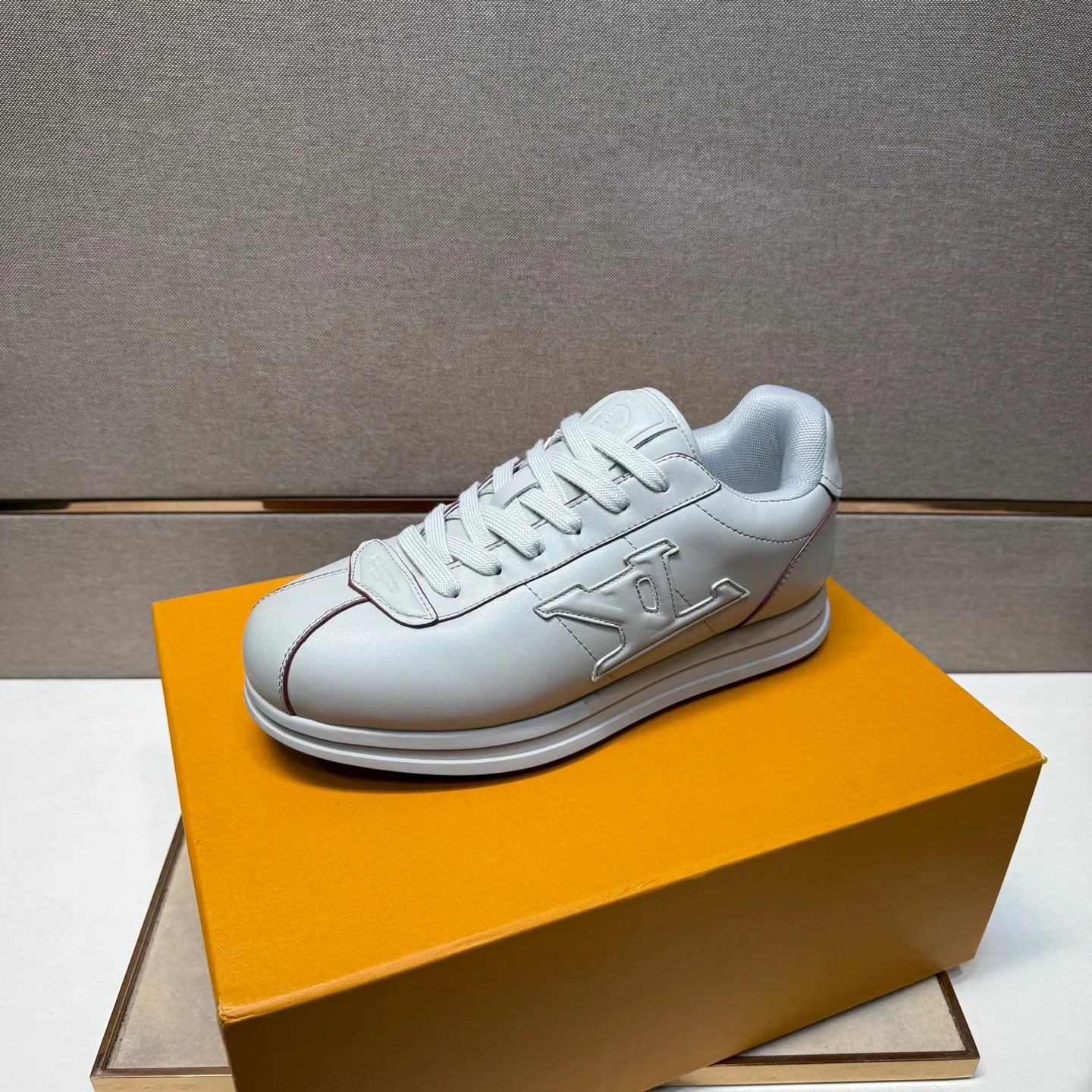 Men's men's shoes 💰pp560 [LV～] Men's casual shoes 2025z cabinet sales simultaneously 🔶Size: 38-44 #️⃣ 🔷5 colors🔜The upper is made of multi-material splicing➕Mesh lining, comfortable and breathable, sole: original comfortable and wear-resistant outsole, ⚠️real thing📱photographed🎬real thing is better📢📢📢